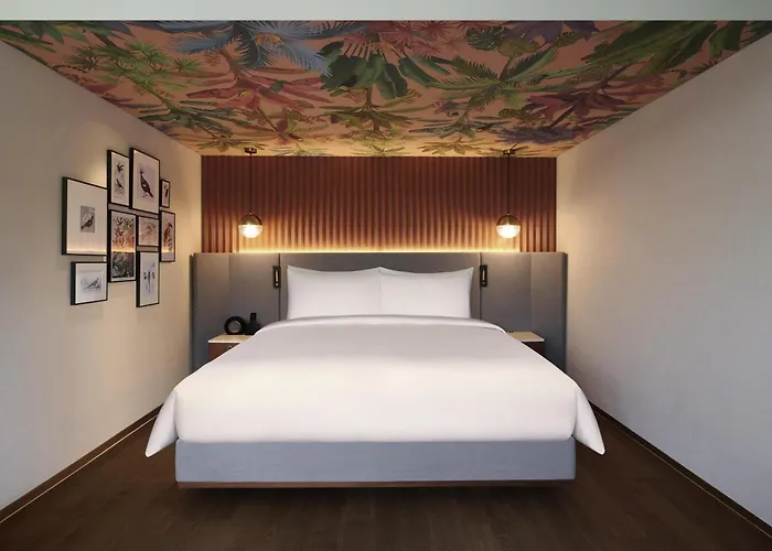 Mondrian Itaewon 5*