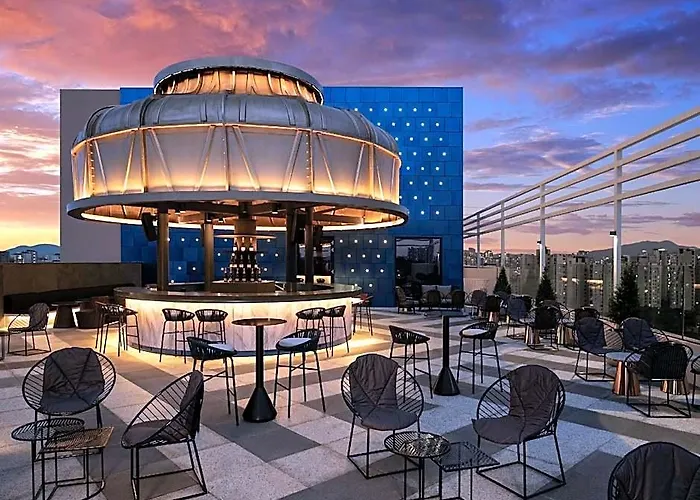 Mondrian Itaewon Hotel